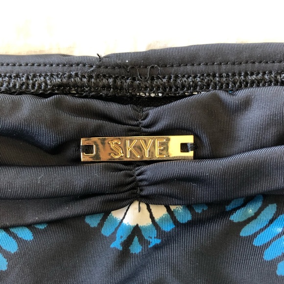 Skye Geometric Keyhole Bikini - Picture 7 of 8